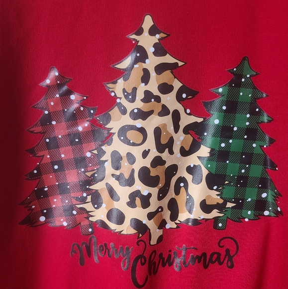 SHEIN Holiday Tree Shirt - Picture 4 of 7